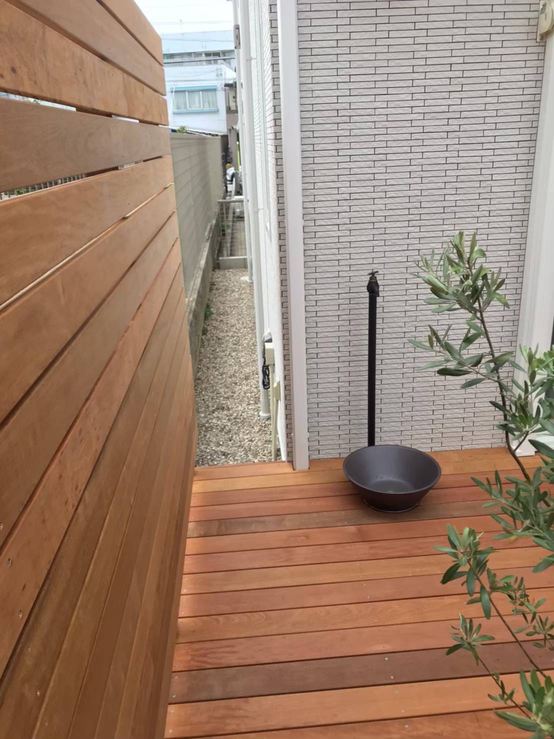 ノエル　天然木ウッドデッキ
