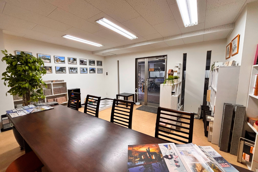 ノエル福岡東店 内観