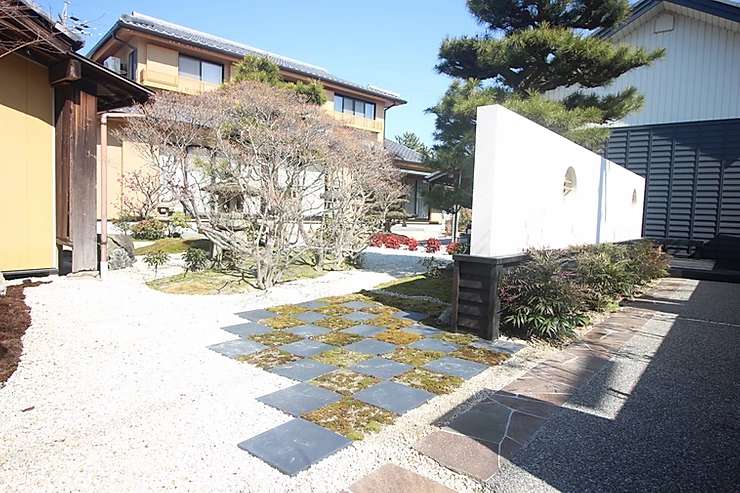 愛知県の一宮市にておしゃれな外構と庭園をつくりましたのでご紹介。